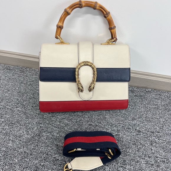 Gucci Cream, Navy, and Red Handbag with Bamboo Handle - Picture 1 of 10